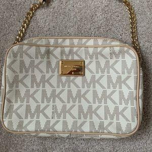 Michael Kors Crossbody Bag